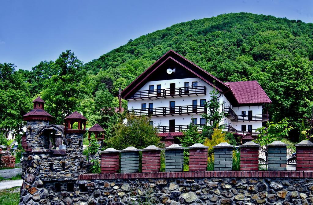 Stupari Hotel Shaian Exterior photo